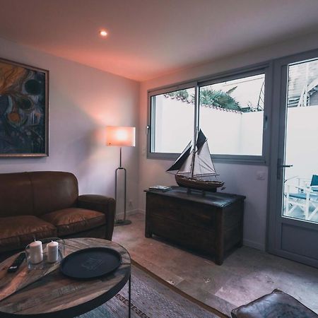Appartement Avec Cour Privee Centre Ville Classe 4 Etoiles Remparts 1 La Rochelle  Kültér fotó