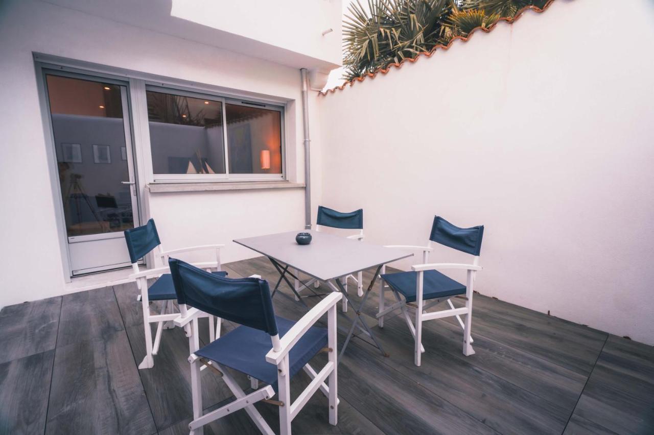 Appartement Avec Cour Privee Centre Ville Classe 4 Etoiles Remparts 1 La Rochelle  Kültér fotó